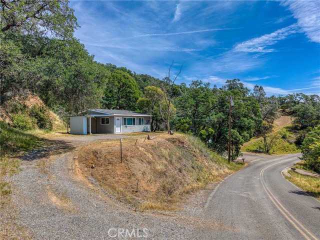 10670 Lakeshore Drive, Clearlake