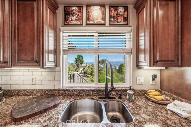 5568 Teton, Kelseyville