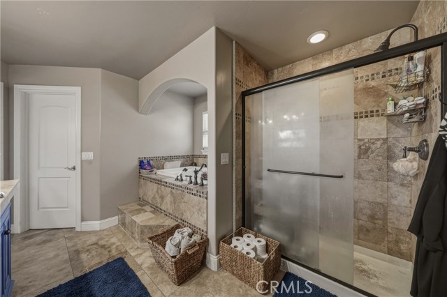 5568 Teton, Kelseyville