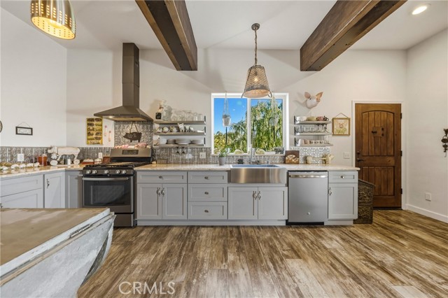 5568 Teton, Kelseyville