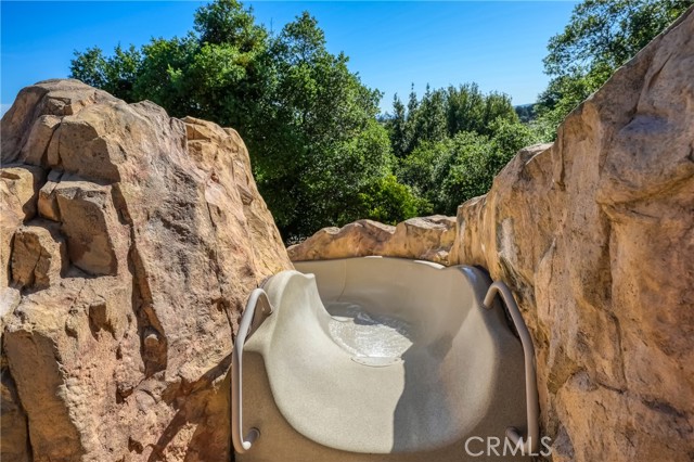 5568 Teton, Kelseyville