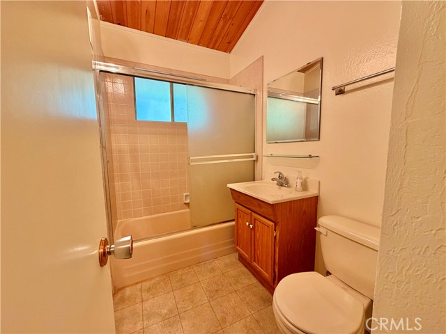 12137 Black Oak Drive, Loch Lomond