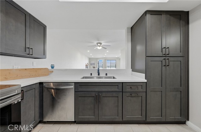 10 Royale, Lakeport