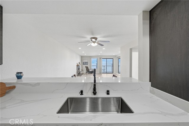 10 Royale, Lakeport