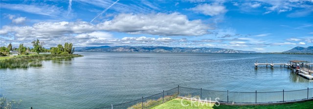 10 Royale, Lakeport