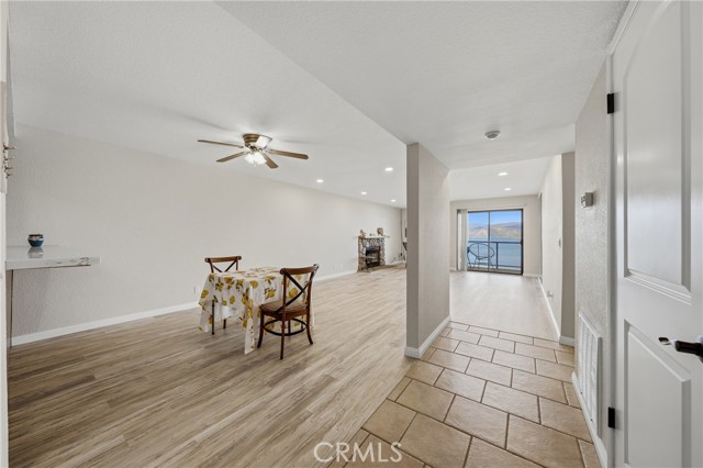10 Royale, Lakeport