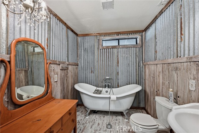 5475 Wilkinson, Clearlake
