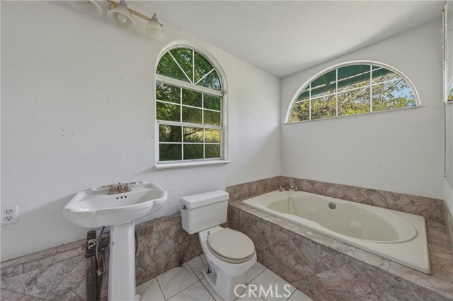 1440 W State Highway 20, Upper Lake