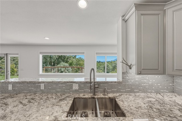 1285 Shady, Lakeport
