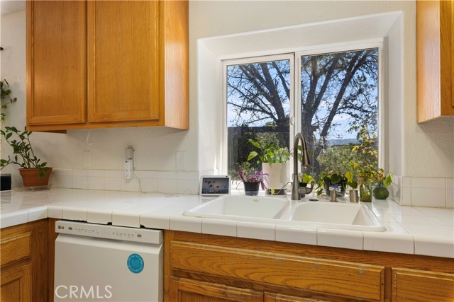 4402 Hickory, Lakeport