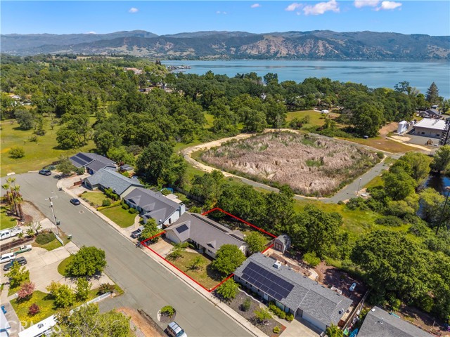 4402 Hickory, Lakeport