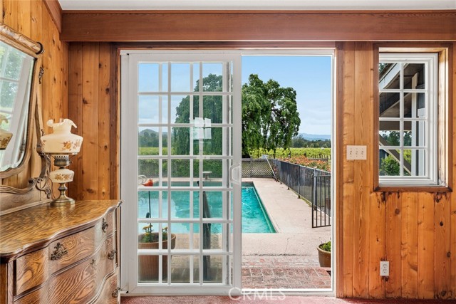 4720 Clark, Kelseyville