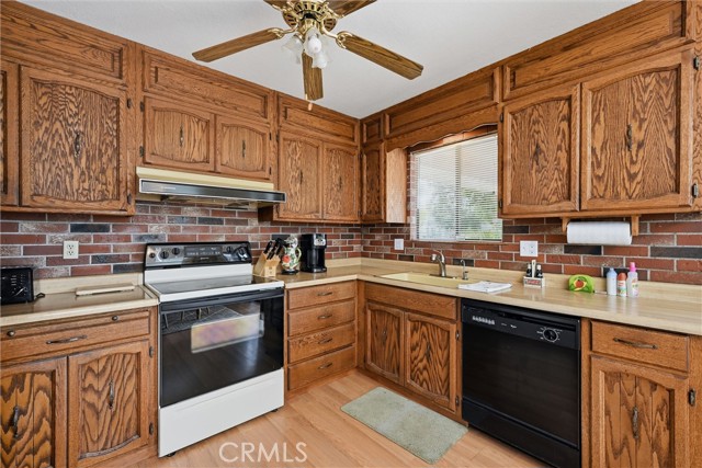 564 Keys, Clearlake Oaks