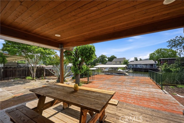 564 Keys, Clearlake Oaks