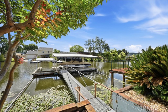 564 Keys, Clearlake Oaks