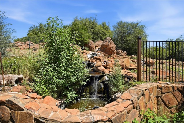 20069 Honey Hill, Hidden Valley Lake