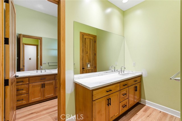 17205 Black Oak Hill, Middletown