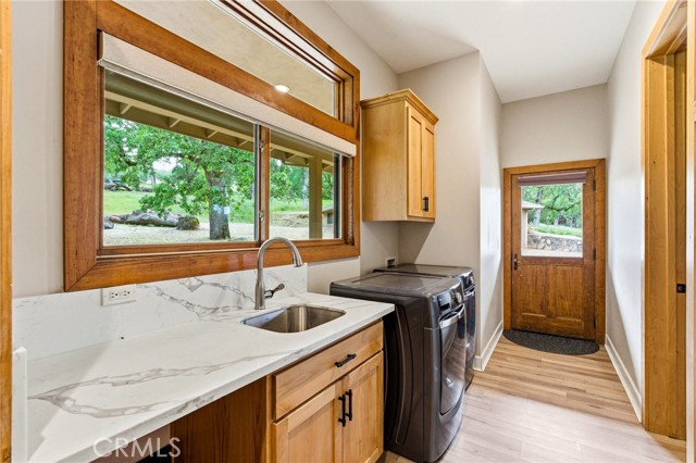 17205 Black Oak Hill, Middletown