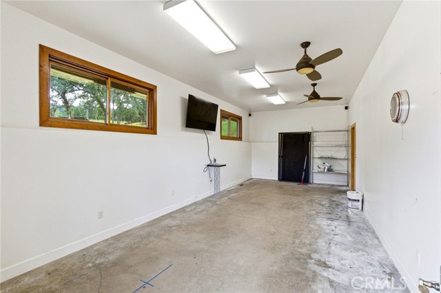 17205 Black Oak Hill, Middletown