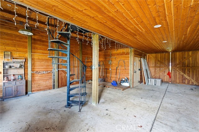 17205 Black Oak Hill, Middletown
