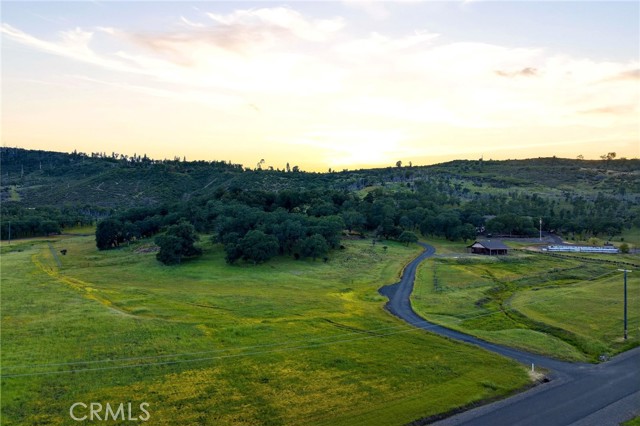 17205 Black Oak Hill, Middletown