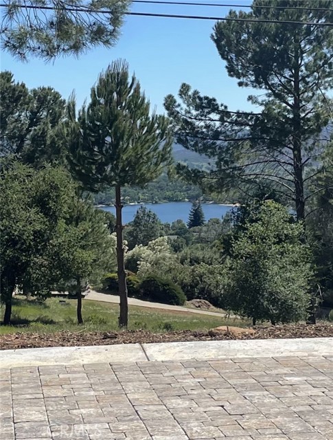 17867 Deer Hill Road, Hidden Valley Lake