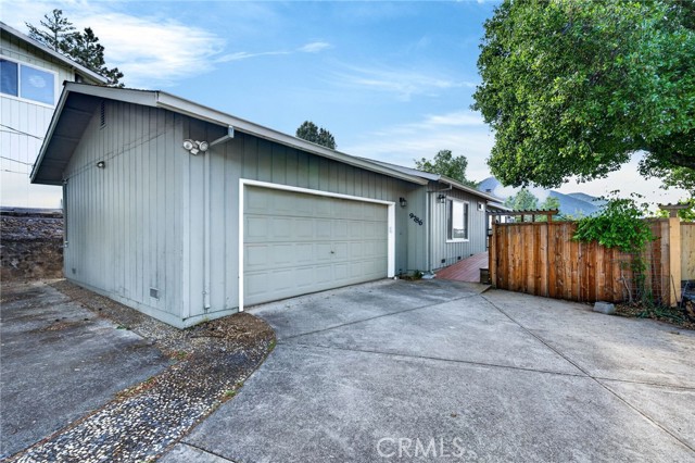 9786 Mount Hood Way, Kelseyville
