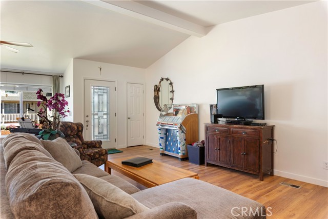 205 Island View, Lakeport