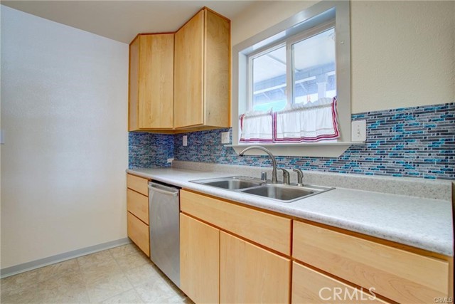 4090 Lakeshore Boulevard, Lakeport