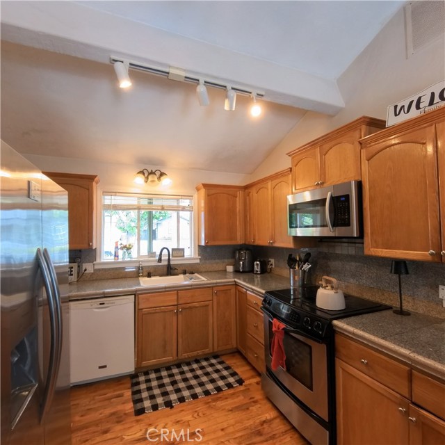 18237 Hidden Valley, Hidden Valley Lake