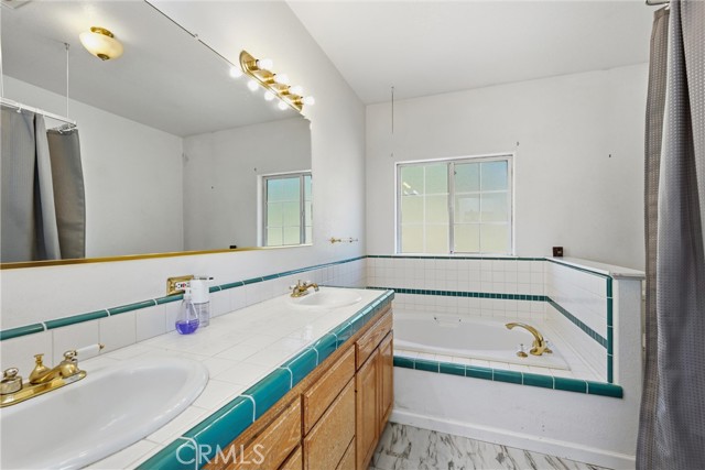 17860 Deer Hill, Hidden Valley Lake