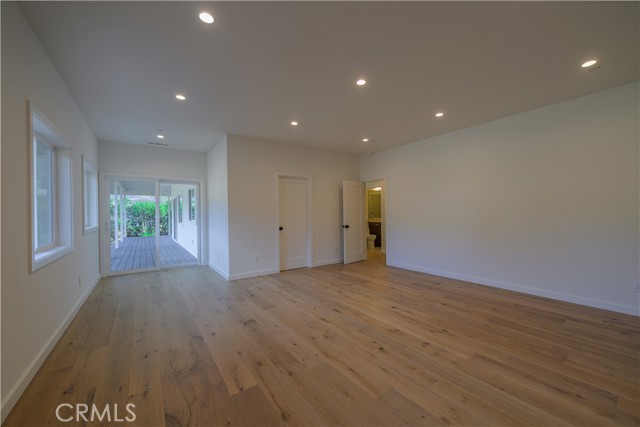 8388 Paradise Lagoon Drive, Lucerne