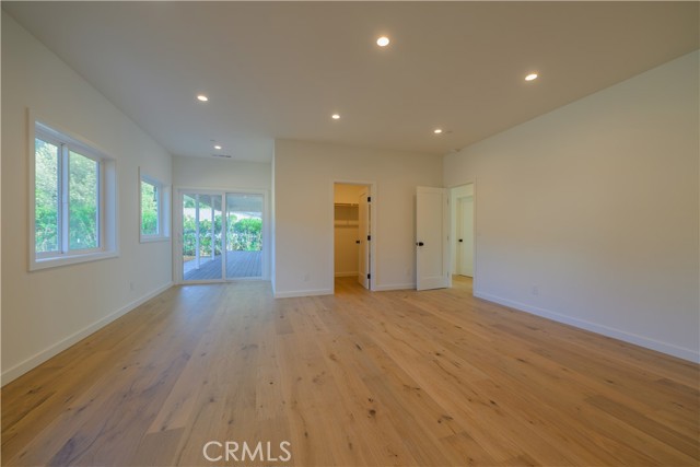 8388 Paradise Lagoon Drive, Lucerne