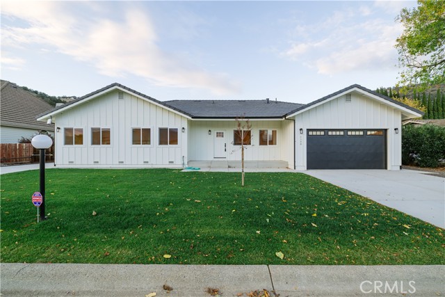 8388 Paradise Lagoon Drive, Lucerne