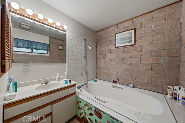 5290 Lake Boulevard, Lower Lake