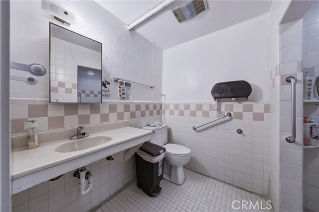 955 Pool, Lakeport