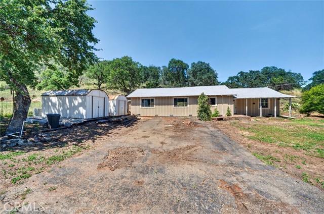 13505 Spruce Grove, Lower Lake