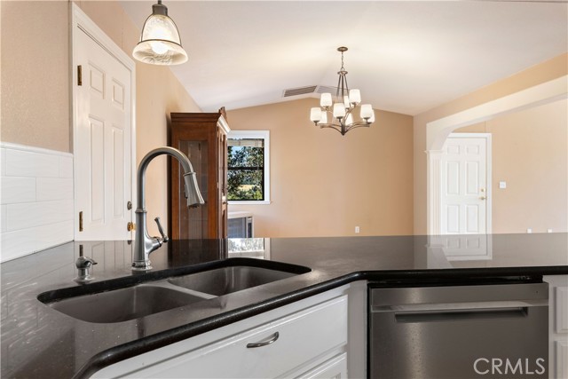2210 Cedar Hill Way, Lakeport