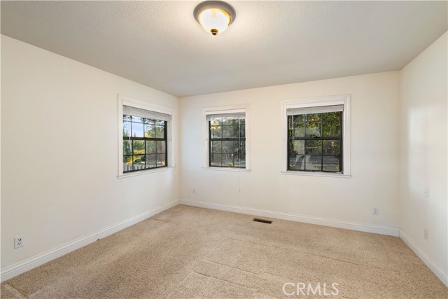 2210 Cedar Hill Way, Lakeport
