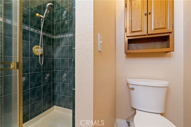 2210 Cedar Hill Way, Lakeport