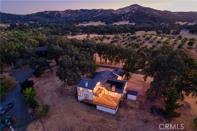 2210 Cedar Hill Way, Lakeport