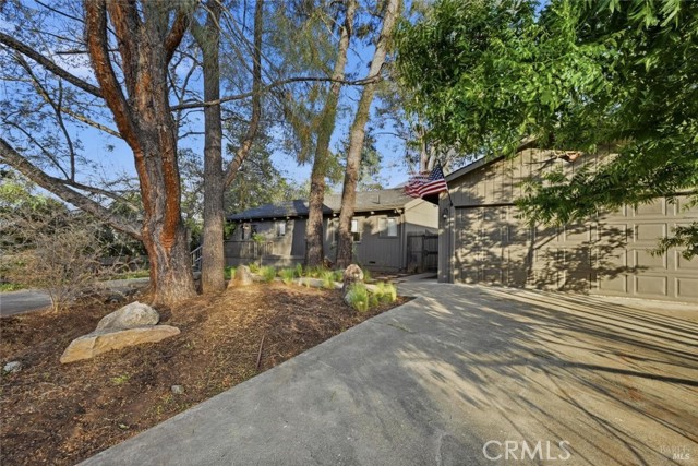 9845 Siskiyou Court, Kelseyville