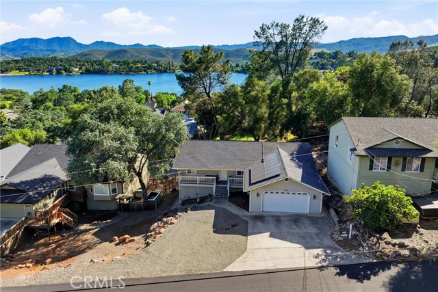 18685 Oak Grove, Hidden Valley Lake