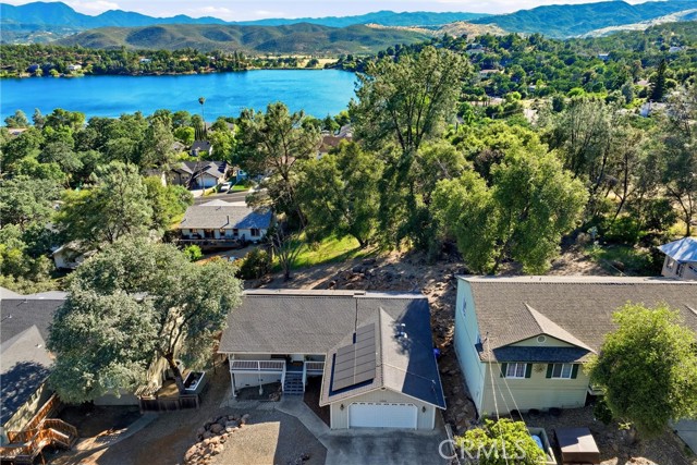 18685 Oak Grove, Hidden Valley Lake