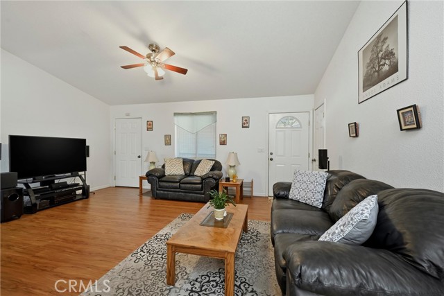 18685 Oak Grove, Hidden Valley Lake
