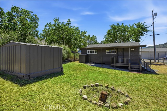 14420 Pearl Avenue, Clearlake