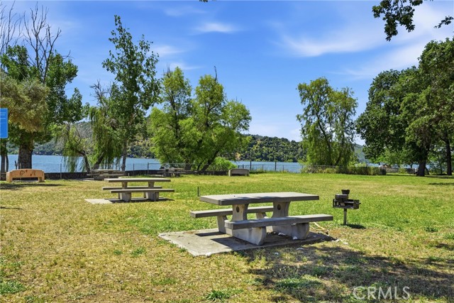 14420 Pearl Avenue, Clearlake