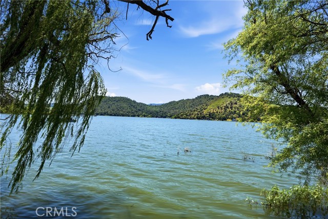 14420 Pearl Avenue, Clearlake
