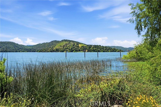 14420 Pearl Avenue, Clearlake
