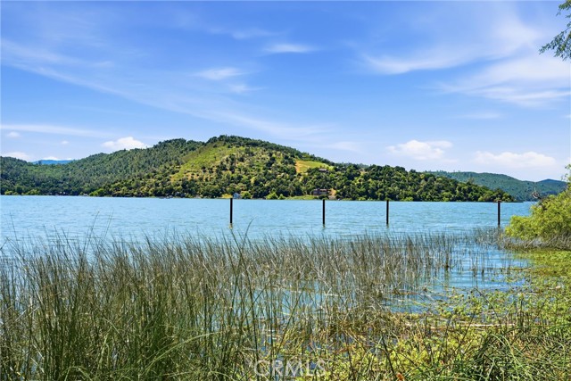 14420 Pearl Avenue, Clearlake